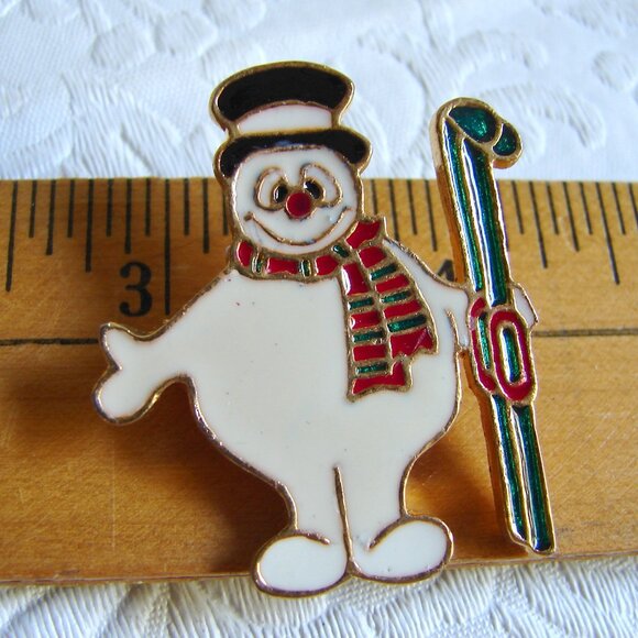 Enameled Cloisonne Frosty the Snowman PIN/BROOCH, Top Hat & Skis, Holiday F68 - Picture 1 of 4